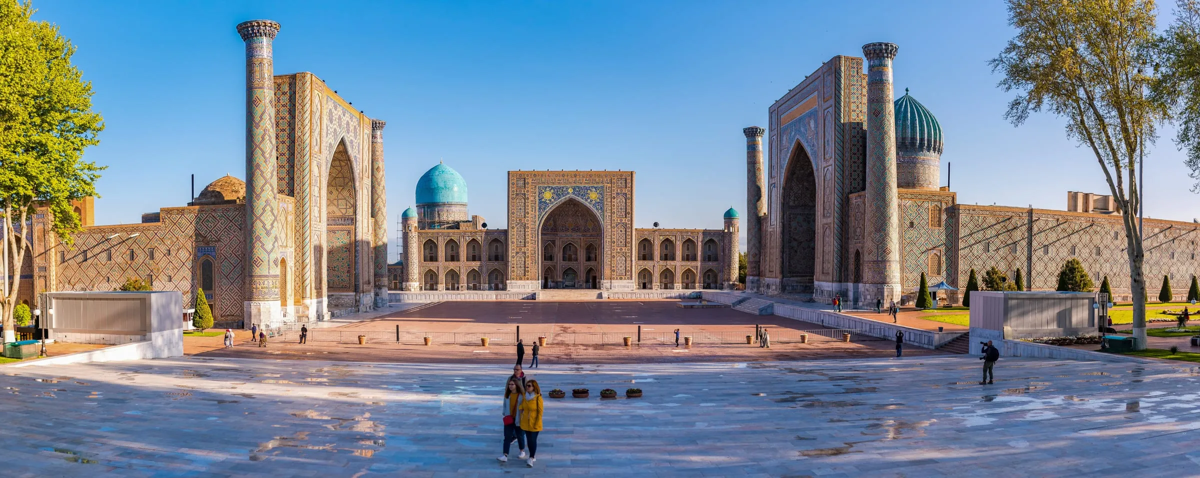 Panorama des Registan-Platzes in Samarkand